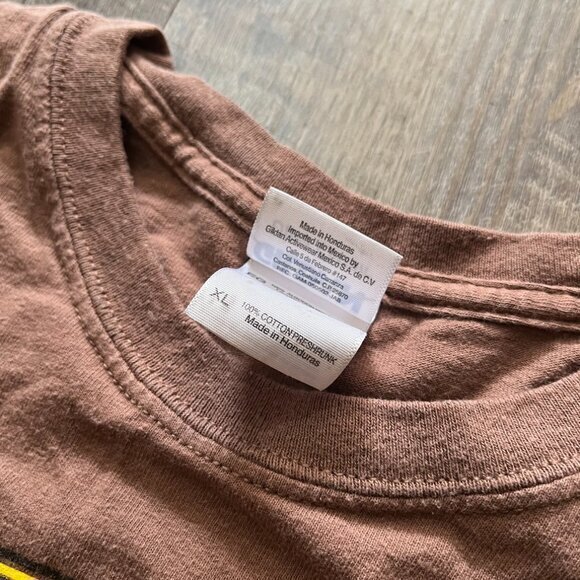 2000s Y2k D.A.R.E Flame Fire Brown T Shirt Skater Grunge Mens Size XL - Picture 4 of 5